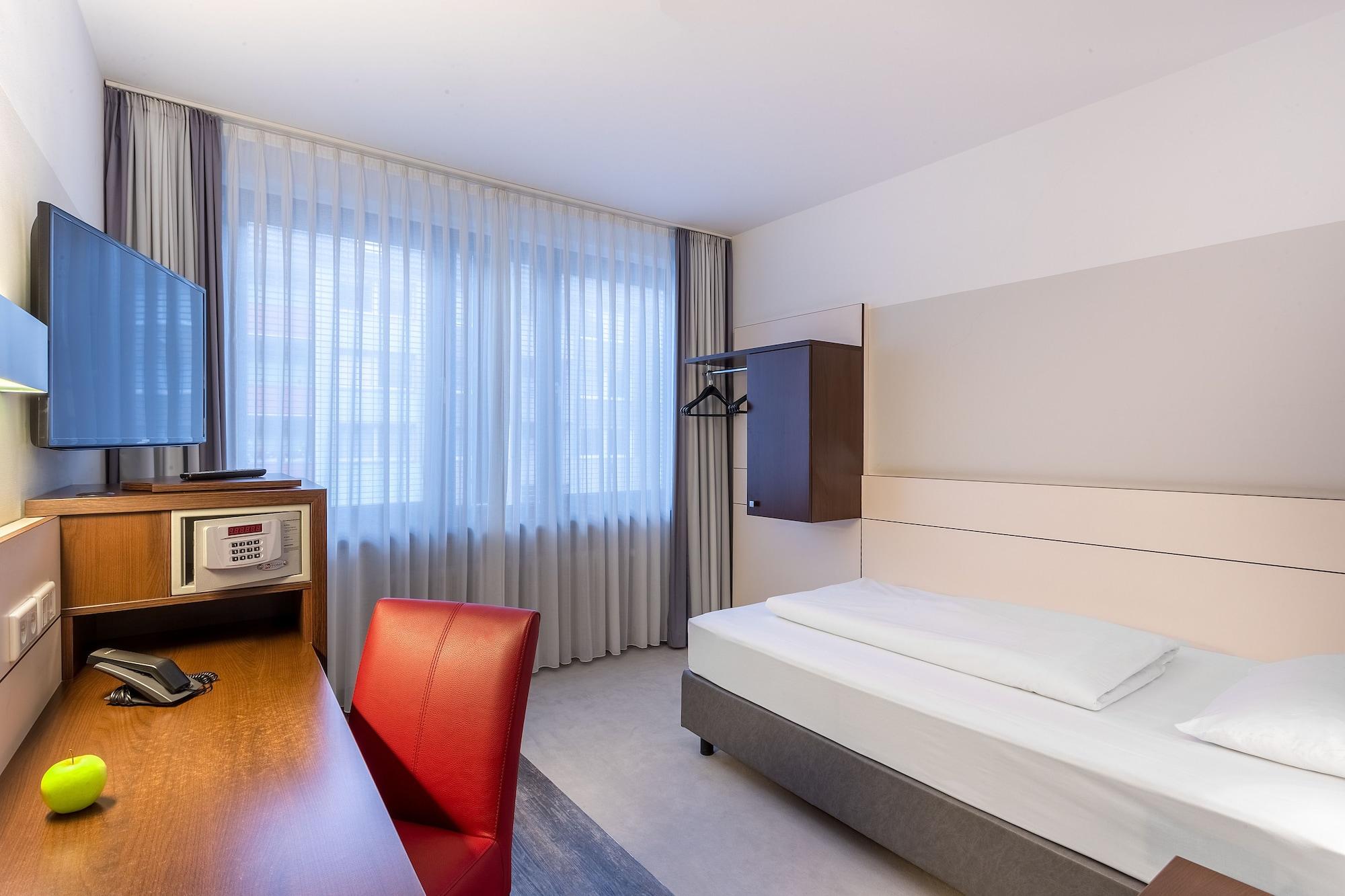 Ferrotel Duisburg - Partner Of Sorat Hotels Bagian luar foto