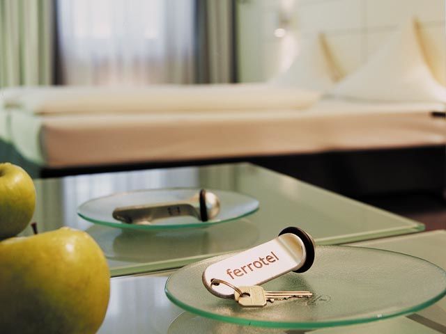 Ferrotel Duisburg - Partner Of Sorat Hotels Ruang foto