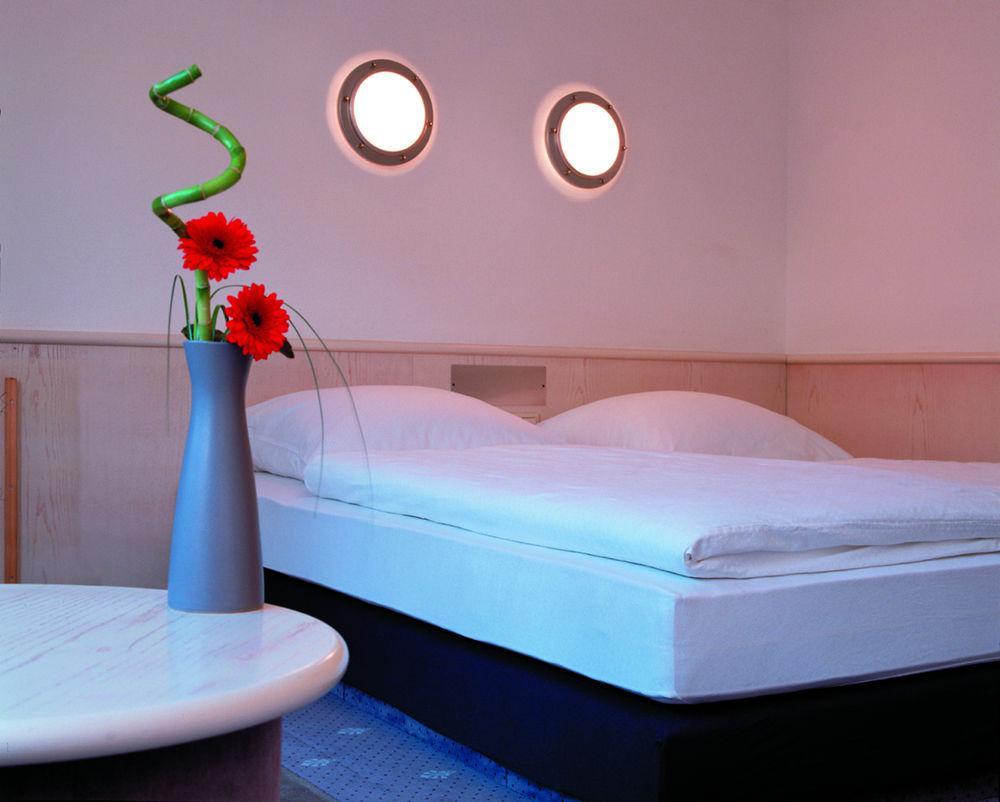 Ferrotel Duisburg - Partner Of Sorat Hotels Ruang foto